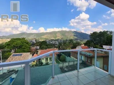 Casa com 3 Quartos à venda, 385m² no Vila Petrópolis, Atibaia