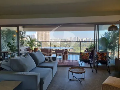 Apartamento com 3 Quartos à venda, 155m² no Vila Sofia, São Paulo