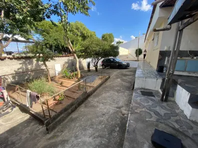 Casa com 3 Quartos à venda, 175m² no São João Batista (Venda Nova), Belo Horizonte