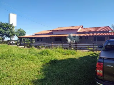 Fazenda/Sítio com 4 Quartos à venda, 125m² no , Pontalina