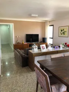 Apartamento com 4 Quartos à venda, 213m² no Mercês, Uberaba