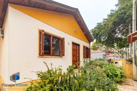 Casa com 4 Quartos à venda, 270m² no Vila Ipiranga, Porto Alegre