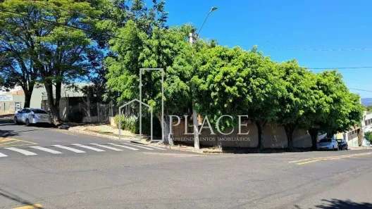 Casa com 4 Quartos à venda, 444m² no Fragata, Marília