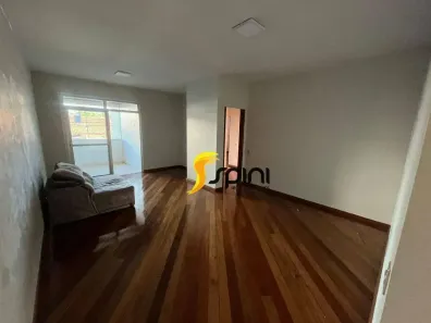 Apartamento com 3 Quartos para alugar, 117m² no Santa Mônica, Uberlândia