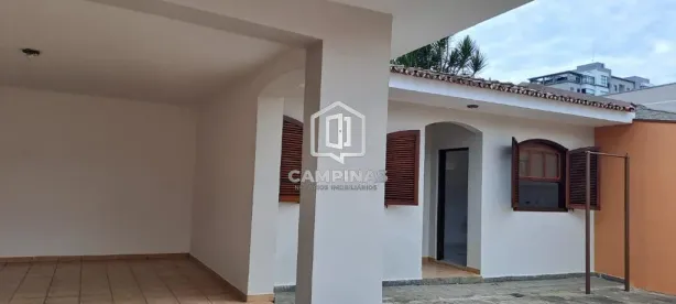 Casa com 4 Quartos para alugar, 300m² no Jardim São Carlos, Campinas