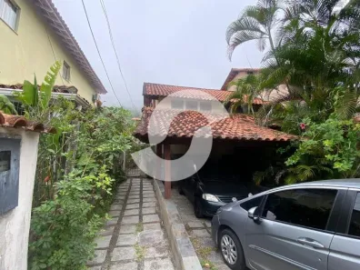Casa de Condomínio com 5 Quartos à venda, 180m² no Piratininga, Niterói