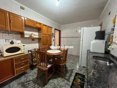 Casa com 2 Quartos à venda, 87m² no Vila Rezende, Piracicaba
