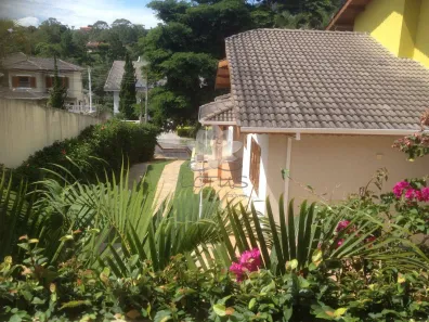 Casa de Condomínio com 3 Quartos à venda, 490m² no Condomínio Flamboyant-B, Atibaia