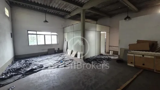 Galpão/Depósito/Armazém com 6 Quartos à venda, 1800m² no Praça da Bandeira, Rio de Janeiro