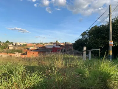 Lote/Terreno à venda, 227m² no Residencial do Trabalhador, Anápolis