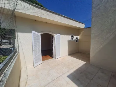 Sobrado com 2 Quartos para alugar, 130m² no Cidade dos Bandeirantes, São Paulo