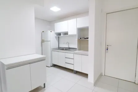 Apartamento com 1 Quarto para alugar, 30m² no Centro, Curitiba
