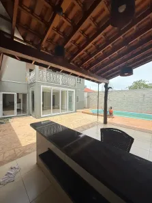 Sobrado com 5 Quartos à venda, 506m² no Centro-Sul, Várzea Grande