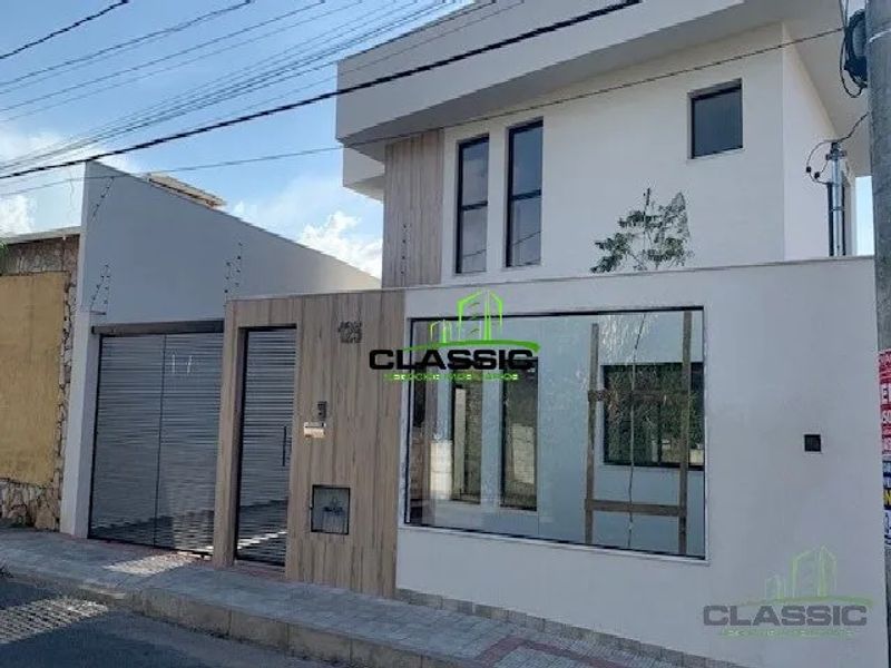 Casa com 3 quartos — Planalto, Belo Horizonte