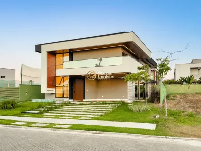 Casa de Condomínio com 5 Quartos à venda, 360m² no Cidade Alpha, Eusébio