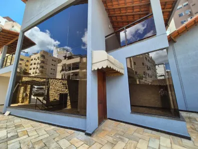 Casa com 6 Quartos à venda, 367m² no Teixeiras, Juiz de Fora