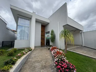Casa com 3 Quartos à venda, 176m² no Lundcea, Lagoa Santa