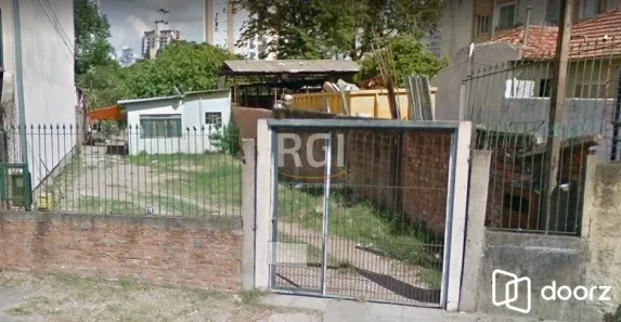 Lote/Terreno à venda, 296m² no Petrópolis, Porto Alegre