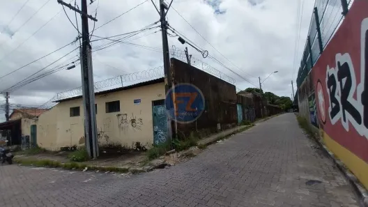 Imóvel Comercial para alugar, 136m² no Vicente Pinzon, Fortaleza