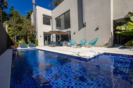 Casa com 3 Quartos à venda, 280m² no Taboão, Curitiba