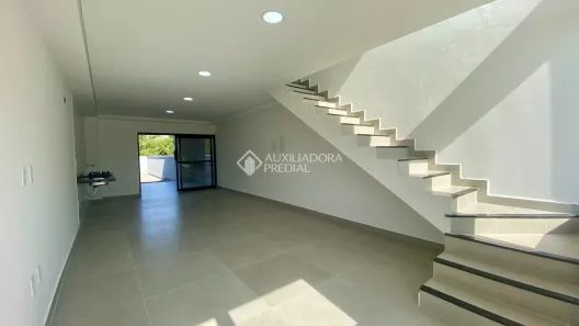 Casa com 2 Quartos à venda, 130m² no São João do Rio Vermelho, Florianópolis