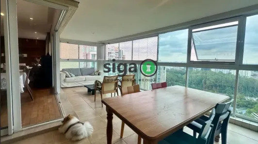 Apartamento com 4 Quartos para alugar, 207m² no Jardim Morumbi, São Paulo
