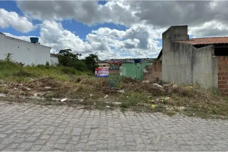 Lote/Terreno à venda, 300m² no José Maria Dourado, Garanhuns