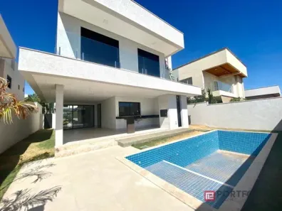 Sobrado com 4 Quartos à venda, 440m² no Jardins Valência, Goiânia