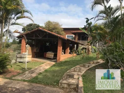 Fazenda/Sítio com 4 Quartos à venda, 185m² no Monterrey, Louveira