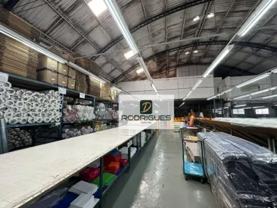 Galpão/Depósito/Armazém à venda, 2097m² no Conceição, Diadema
