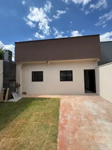 Casa com 3 Quartos à venda, 93m² no Jardim Balneário Meia Ponte, Goiânia