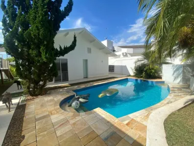 Casa de Condomínio com 4 Quartos à venda, 330m² no Alphaville Residencial Um, Barueri