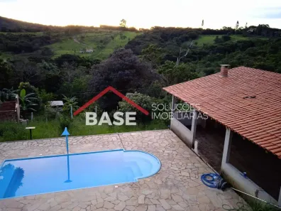 Fazenda/Sítio com 3 Quartos à venda, 1000m² no Santa Rita, Piedade dos Gerais