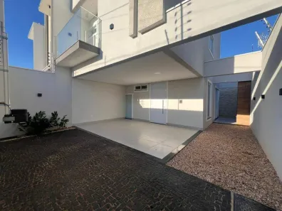 Sobrado com 3 Quartos à venda, 125m² no Plano Diretor Sul, Palmas