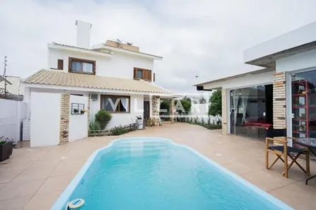 Casa com 5 Quartos à venda, 400m² no Laranjal, Pelotas