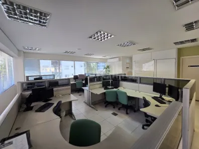 Sala Comercial à venda, 336m² no Itacorubi, Florianópolis