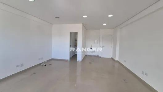 Sala Comercial à venda, 42m² no Vila Mathias, Santos