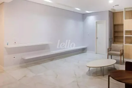 Sala Comercial para alugar, 231m² no Vila São Francisco (Zona Sul), São Paulo