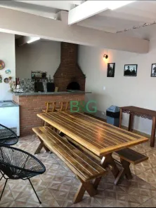 Casa com 3 Quartos à venda, 242m² no Vila Galvão, Guarulhos