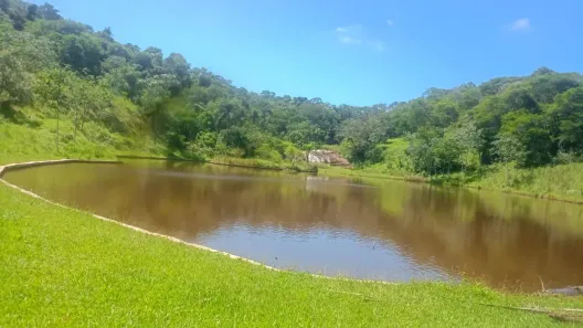 Lote/Terreno à venda, 600m² no Centro, Igaratá
