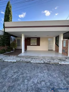 Casa de Condomínio com 3 Quartos à venda, 150m² no SIM, Feira de Santana