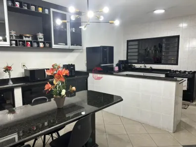 Casa com 2 Quartos à venda, 250m² no Cidade Nova, Jundiaí