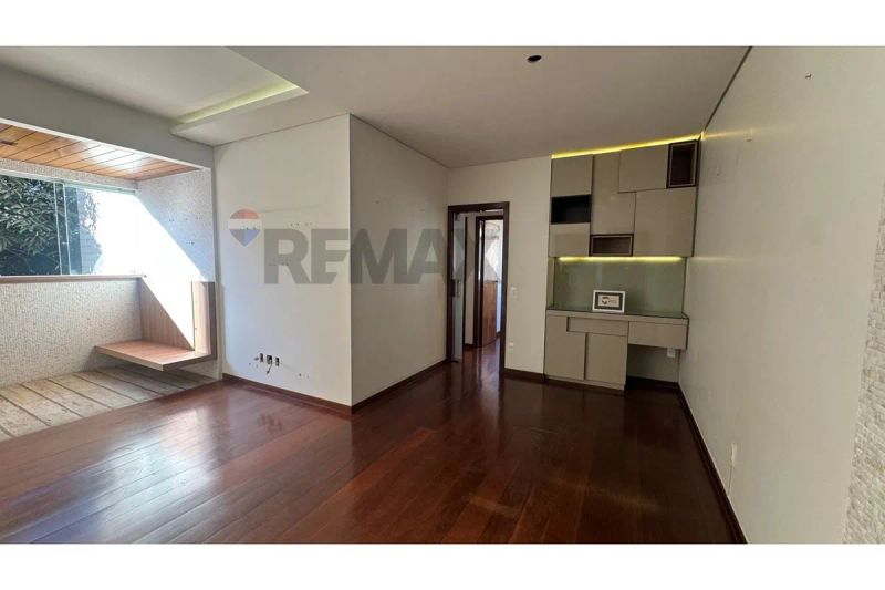 Apartamento com 3 quartos — Serra, Belo Horizonte