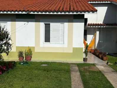 Casa de Condomínio com 3 Quartos à venda, 70m² no Areal, Pelotas