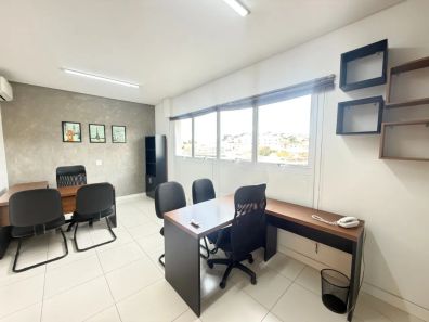 Sala Comercial à venda, 32m² no Centro, Jacareí
