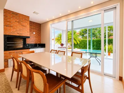 Casa com 4 Quartos à venda, 243m² no Jurerê Internacional, Florianópolis