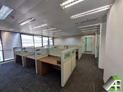 Sala Comercial com 1 Quarto para alugar, 230m² no Vila Olímpia, São Paulo