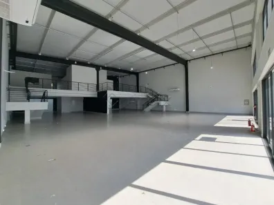 Ponto Comercial para alugar, 720m² no Chácara Girassol, Americana
