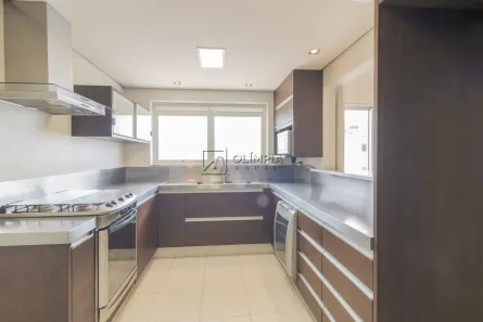 Apartamento com 2 Quartos para alugar, 148m² no Vila Nova Conceição, São Paulo