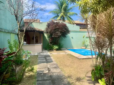 Casa de Condomínio com 4 Quartos para alugar, 170m² no Recreio dos Bandeirantes, Rio de Janeiro